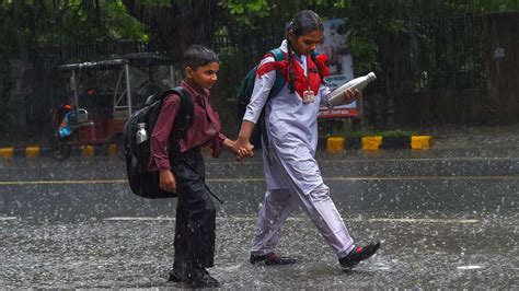 Rains Thunderstorms To Lash Parts Of Delhi Ncr Adjoining Areas Today