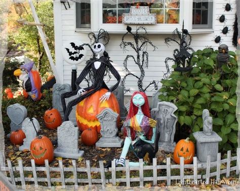 20+ Best Halloween Yard Displays