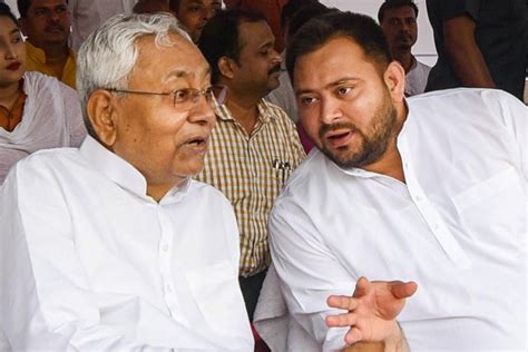 Nitish Kumar Complaint Against Nitish Kumar Tejashwi Yadav In Patna