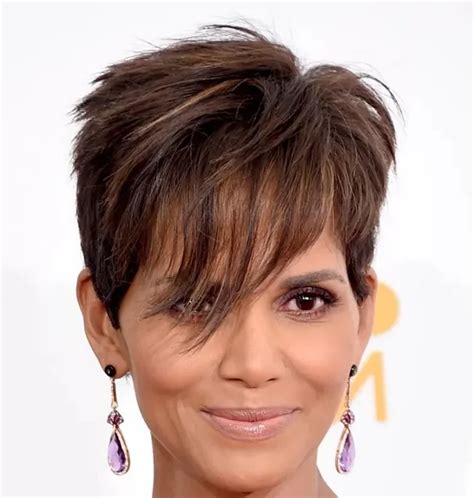 Short Haircut For Thick Hair 2023 Which Hairstyle To Choose At 50 For More Volume