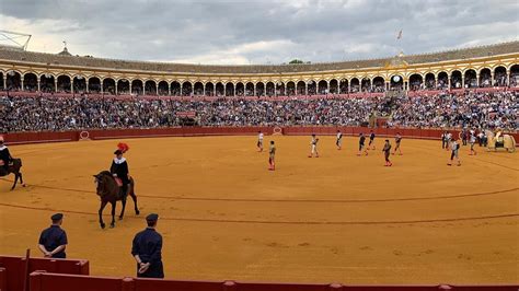 La maquinaria de Sevilla en marcha Ramón Valencia se pone con el