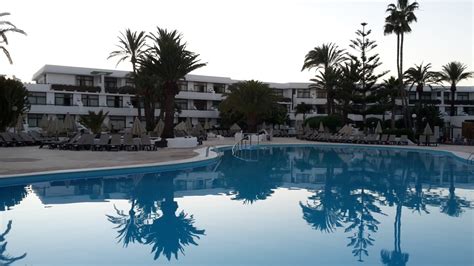 Pool Hotel H10 Lanzarote Princess Playa Blanca • Holidaycheck