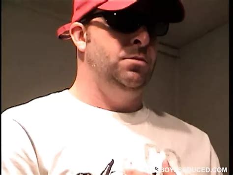 Straight Sean Beats Off Gay Amateur Amateur Porn XHamster