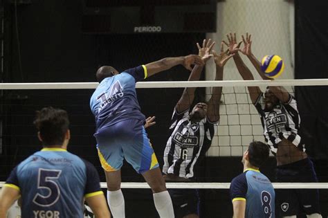 Fora de casa Anápolis Vôlei sofre a primeira derrota na Superliga B