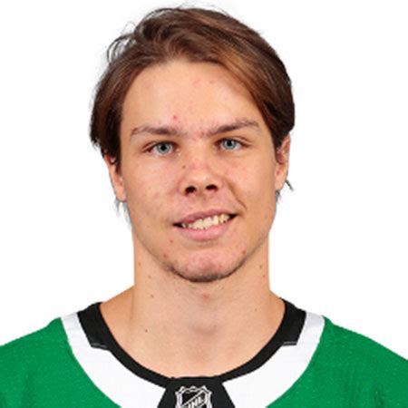 Miro Heiskanen Biography-salary, net worth, contract, stats, married ...