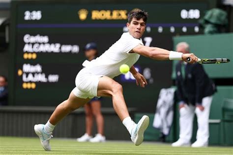 Tennis Alcaraz Soffre Ma Va Avanti A Wimbledon