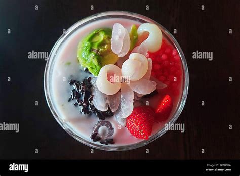 Es Campur, Mix Ice, Traditional Dessert from Indonesia, Bandung, Indonesia Stock Photo - Alamy