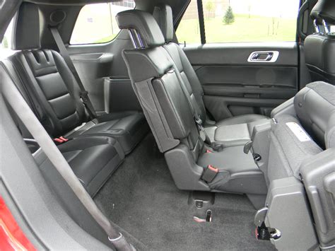 Do Ford Explorers Have Third Row Seating