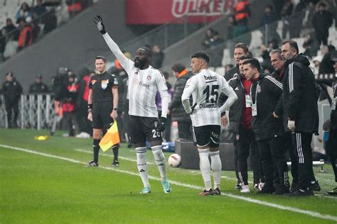 Beşiktaş ta Oxlade Chamberlain gerçekleri İşte sahalara dönüş tarihi