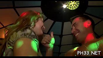 Salopes Crier En Extase De Bang Sauvage Avec Des Serveurs XVIDEOS