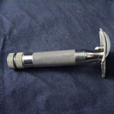 Vintage Le Grelot Safety Razor Demoiselle De Vermeil Darwin Shaving