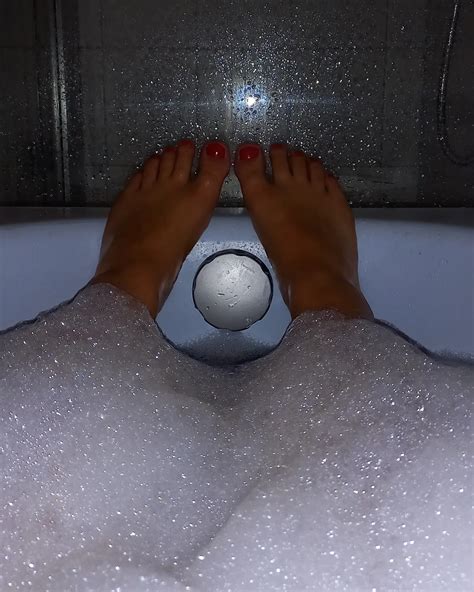 My Sexy Feet Red Nails Nude Pics Xhamster