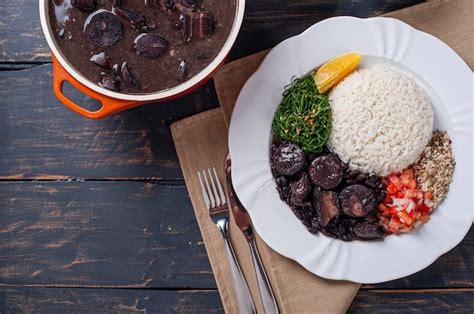 Plato T Pico Brasile O Llamado Feijoada Elaborado Con Frijoles Negros