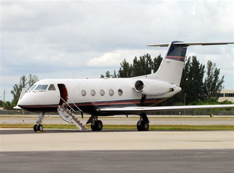 Private jet stock image. Image of plane, charter, travel - 6691821