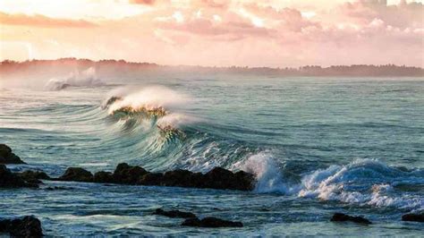 Angin Hingga Gempa Ini Faktor Penyebab Gelombang Tinggi Di Laut