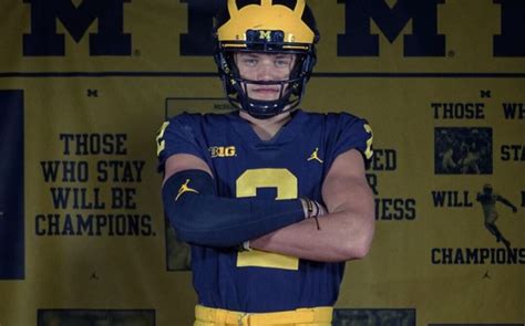 New Michigan Man: 2021 QB JJ McCarthy Commits to Michigan | MGoFish