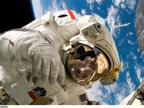 How Do Astronauts Weigh Things In Space Naked Scientists Podcasts