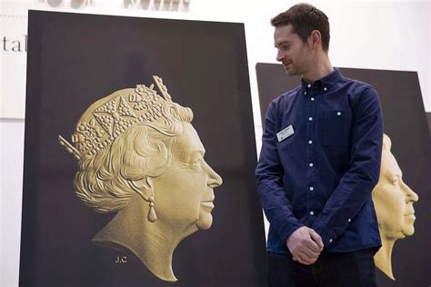 The Queen S New Portrait At The Royal Mint Mirror Online