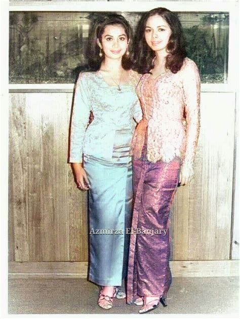 Fesyen Baju Wanita 70an Melanie Smith