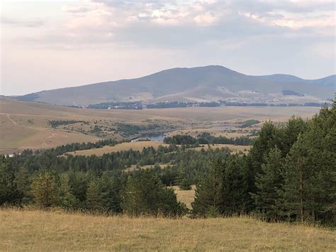 Gradnja Na Zlatiboru Ne Posustaje Sad Se Mami I Luks Klijentela