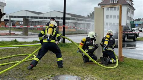 Feuerwehr Bestens gerüstet für den Ernstfall BVZ at