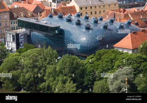 Austria Estiria Graz Visi N De La Ciudad Con El Edificio Del Museo