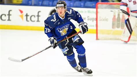 Brad Lambert believes playing up in age will pay off - EP Rinkside