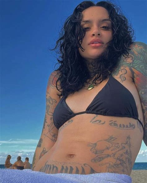 6 Hot Sexy Kamehalani Bikini Pics