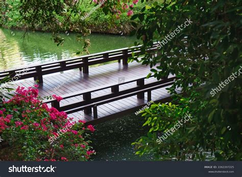 51,454 Flowers Garden Bridge Images, Stock Photos & Vectors | Shutterstock