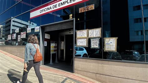 España pierde 185 000 empleos en agosto un final de verano menos duro