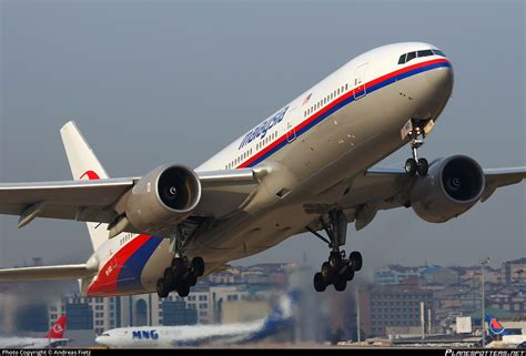 9M MRD Malaysia Airlines Boeing 777 2H6 ER Photo By Andreas Fietz ID