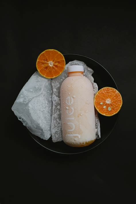 Cold juice with orange in bowl · Free Stock Photo