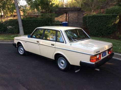 1983 Volvo 240 GL - Classic Volvo 240 1983 for sale