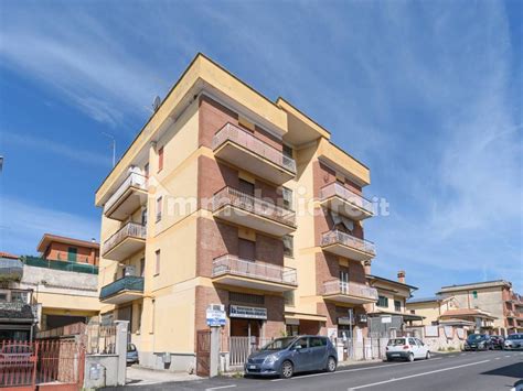 Vendita Appartamento Guidonia Montecelio Trilocale In Via Giuseppe