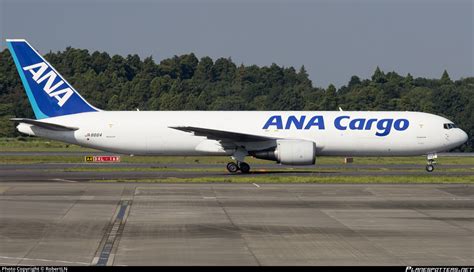 JA8664 ANA Cargo Boeing 767 381ER BCF Photo By RobertLN ID 1475718