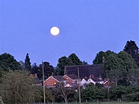 Conrad Palmer On Twitter A Lovely Evening Walk Over The Fields With