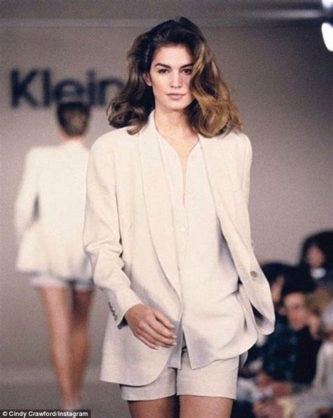 Cindy Crawford Goes Make Up Free Days Before Turning 50 Fashion