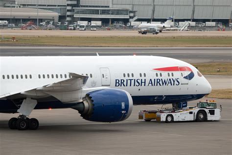 G Zbkf Boeing Dreamliner Lhr British Airways Tow Flickr