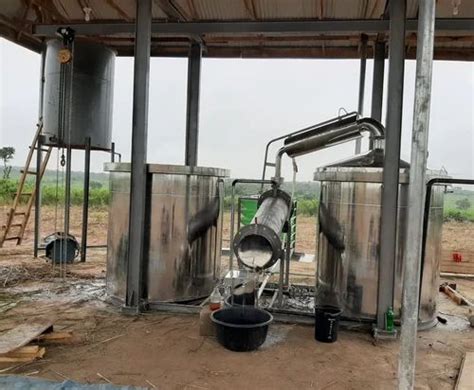 Ss Essential Oil Steam Distillation Unit For Aromatic Oil Production