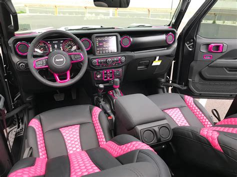 Interior Urban Jeep