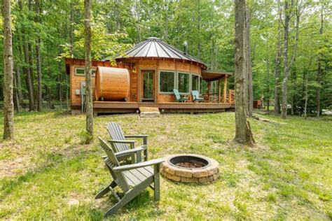 Yurt Cabin In The Woods