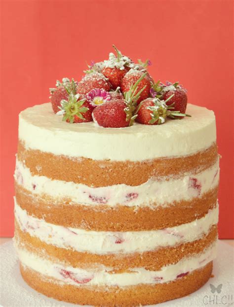 COMO HE PUESTO LA COCINA NAKED CAKE DE FRESAS NATA Y MASCARPONE