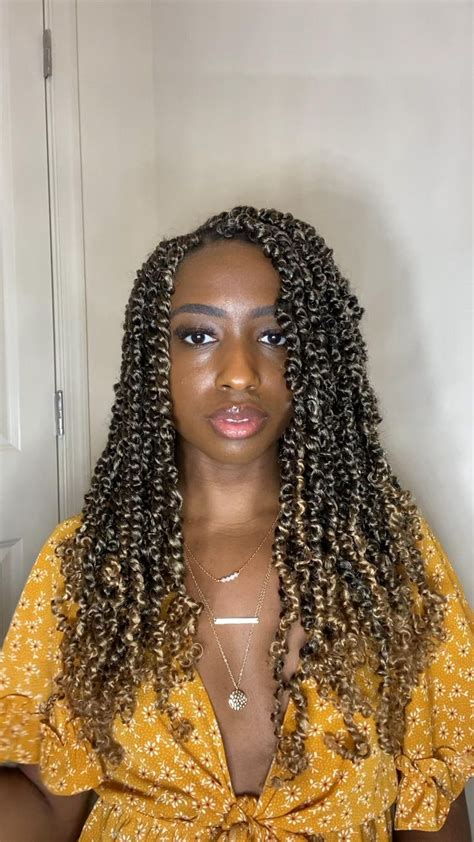 Blonde Ombr Passion Twists Protective Hairstyles Black Women Hairstyles Blonde Ombre
