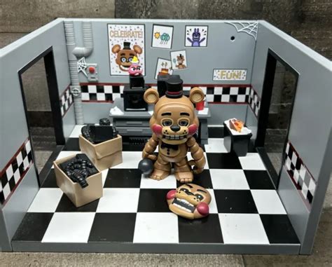 Funko Snaps Five Nights At Freddys Freddy Fazbear With Storage Room