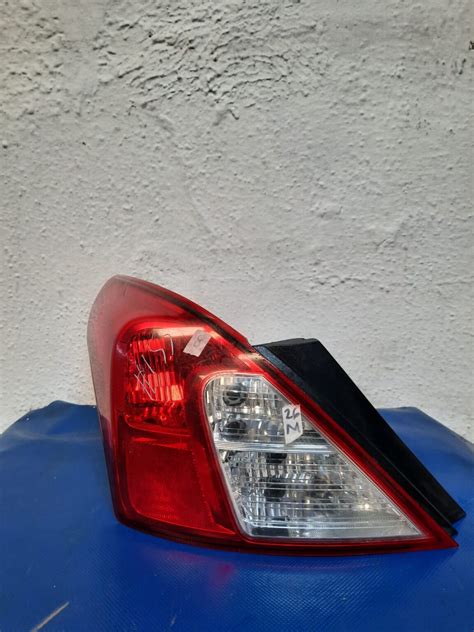 Calavera Izquierda Nissan Versa Autopartes Yonkes Mx