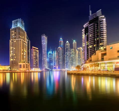 2021 Panoramic View Dubai Marina Bay Dubai Uae Stock Photos Free