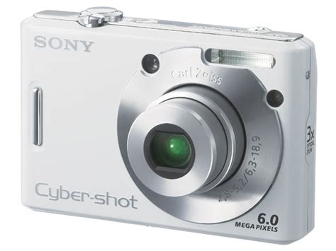DSC-W30 商品の写真 | デジタルスチルカメラ Cyber-shot サイバーショット | ソニー