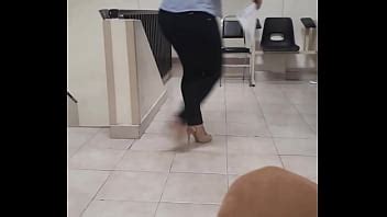 Viendo El Culote De La Recepcionista XVIDEOS