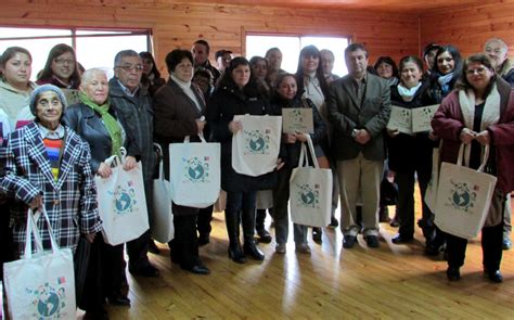 Seremi Del Medio Ambiente Entrega Manual De La Casa Verde A Vecinos