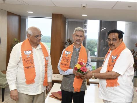 Deshgujarat On Twitter All 3 Bjp Candidates Elected Unopposed To